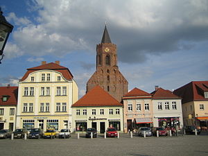 27 arı kəməri marktplatz.JPG