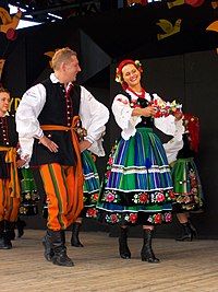 Quick overview of folk costumes from Poland (warning: picture-heavy)