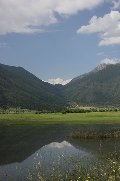 File:5 stymphalia lake.jpg