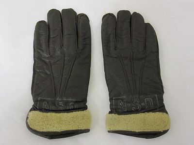 62-147-BI Gloves, Flight Nurse, Navy Nurse Corp (4711063109).jpg