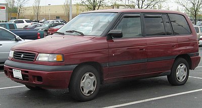 Мазда мпв 1 поколение. Mazda MPV 1995. Мазда МПВ 96. Мазда МПВ Эфини 1996г. Мазда МПВ 1 поколения.