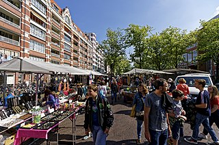 <span class="mw-page-title-main">Waterlooplein</span> Square in Amsterdam, Netherlands