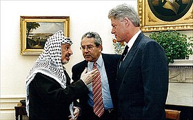 Arafat Helal Clinton.jpg