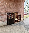 Bücherschrank Max-Kolmsp'-str Neuperlach.jpg
