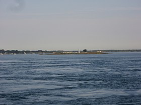L'île, vue du sud.