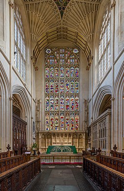 The stained glass and altar at the eastern end of the nave Bath Abbey Eastern Stained Glass, Somerset, UK - Diliff.jpg