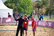 Deutsch: Beachhandball bei den Olympischen Jugendspielen 2018; Tag 6, 11. Oktober 2018; Mädchen, Platzierungssspiel Ränge 11-12 – Amerikanisch Samoa-Mauritius 2:1 English: Beach handball at the 2018 Summer Youth Olympics at 11 October 2018 – Girls Placement Match 11-12 – American Samoa-Mauritius 2:1