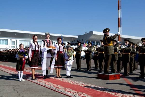 The Presidential Band of the Republic of Moldova played during Joe Biden's state visit to Moldova.