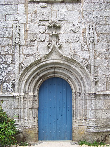 File:Breizh 29 - An Erge Vras - chapel kerdevot, an nor 01.JPG