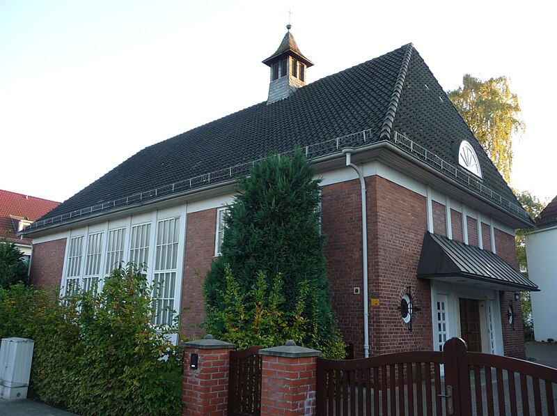 File:Bremen-Schwachhausen kath-Ap-Kirche 01.jpg