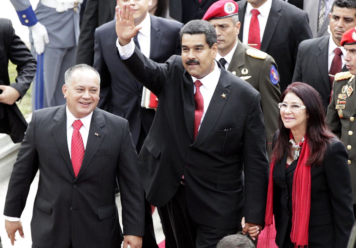 Cabello, Maduro, Flores.jpg