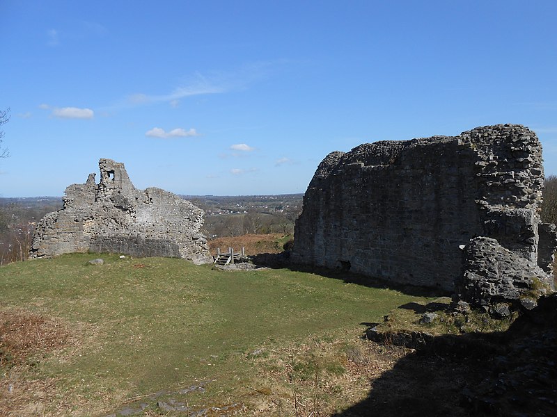 File:Caergwrle Castle (11).JPG