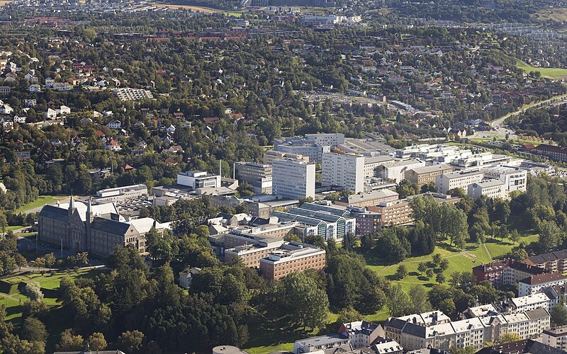 File:Campus NTNU Gløshaugen flyfoto.JPG