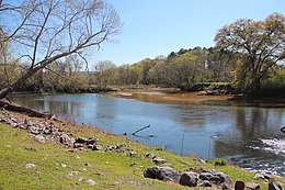 Confluența râurilor Pumpkinvine Creek și Etowah, aprilie 2017.jpg