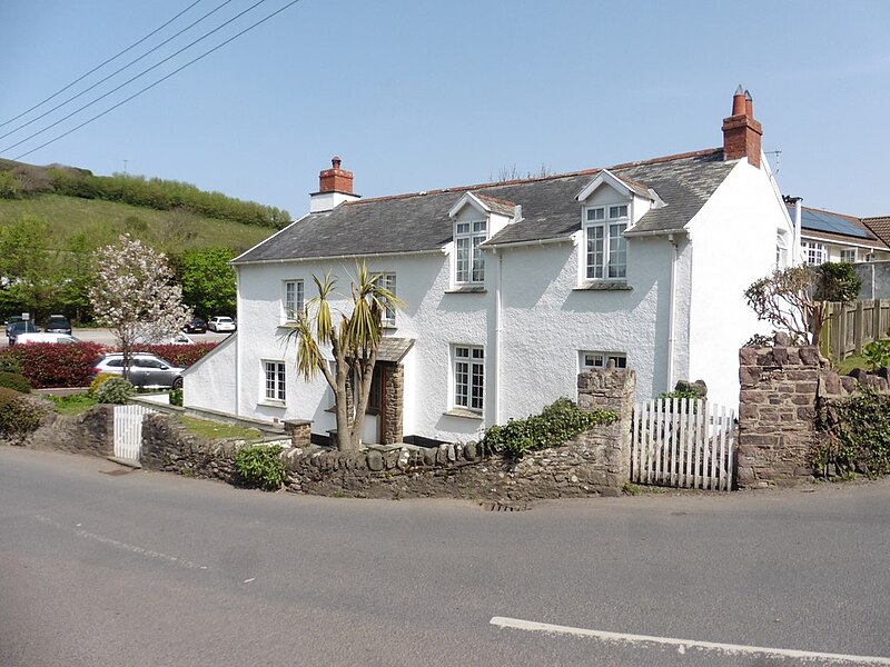 File:Cottage on Georgeham Road - geograph.org.uk - 6126275.jpg