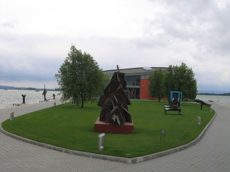 File:DanubianaMeulensteenArtMuseum.jpg