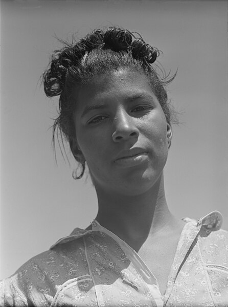 File:Daughter of Mr. Buck Grant, preacher and FSA borrower, 8c05936.jpg