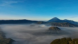 Deretan pegunungan Tengger di penanjakan 1 Bromo Pasuruan