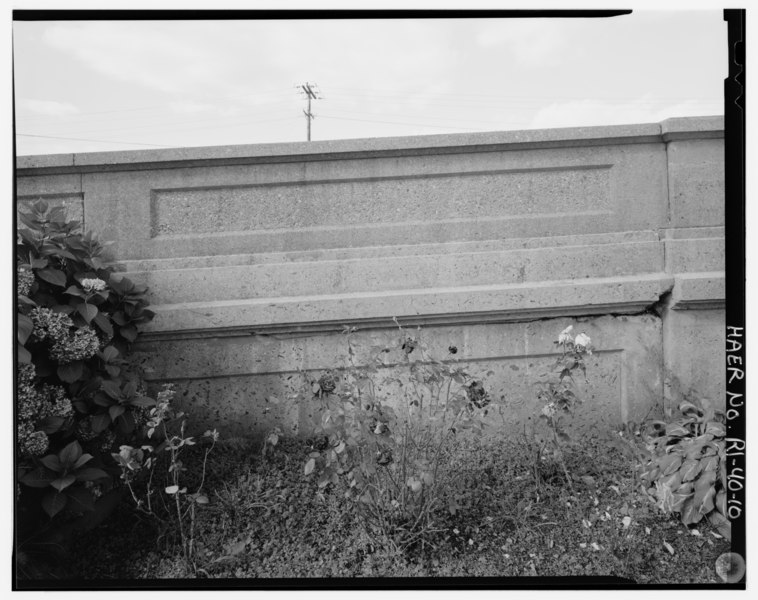 File:Detail of parapet wall - Warren Bridge, Spanning Palmer River at State Route 114, Warren, Bristol County, RI HAER RI,1-WAR,13-10.tif