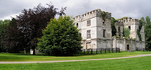 Donadea Castle at Donadea Park - panoramio