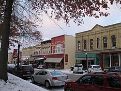 East Oak Street, Baraboo Downtown HD.JPG