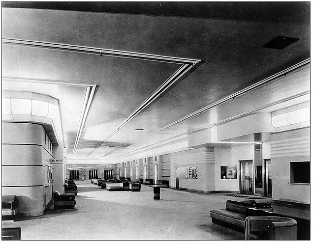 The Grand Foyer at the Eaton's Seventh Floor in 1931. The floor was designed by French architect Jacques Carlu.