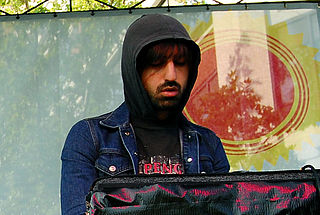 <span class="mw-page-title-main">Ethan Kath</span> Canadian musician