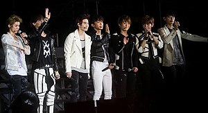 EXO esinemas 2012. aastal Singapuris