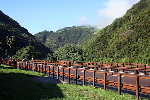 Guardrails Leitplanke Brennerautobahn Italien Suedtirol