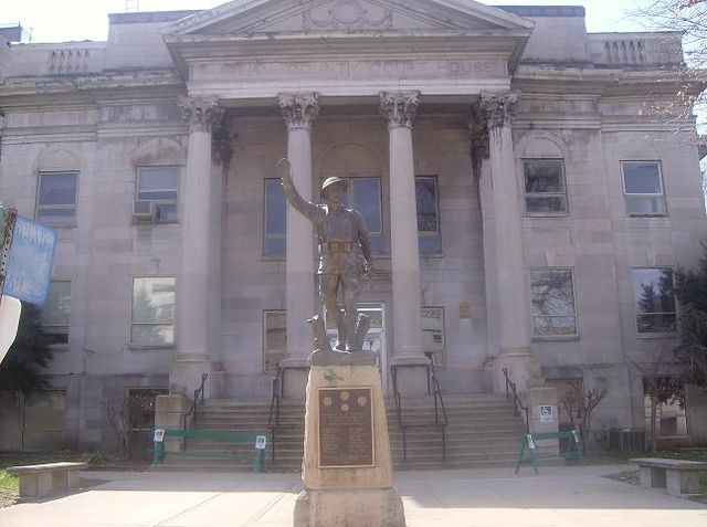 Harlan County Courthouse