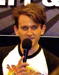 people_wikipedia_image_from Harry Melling