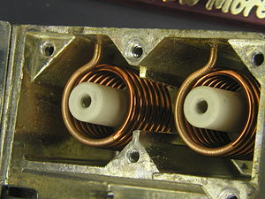 Helical Resonator (3116177343).jpg