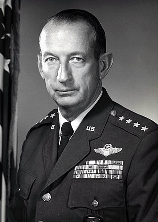 <span class="mw-page-title-main">Horace M. Wade</span> American general
