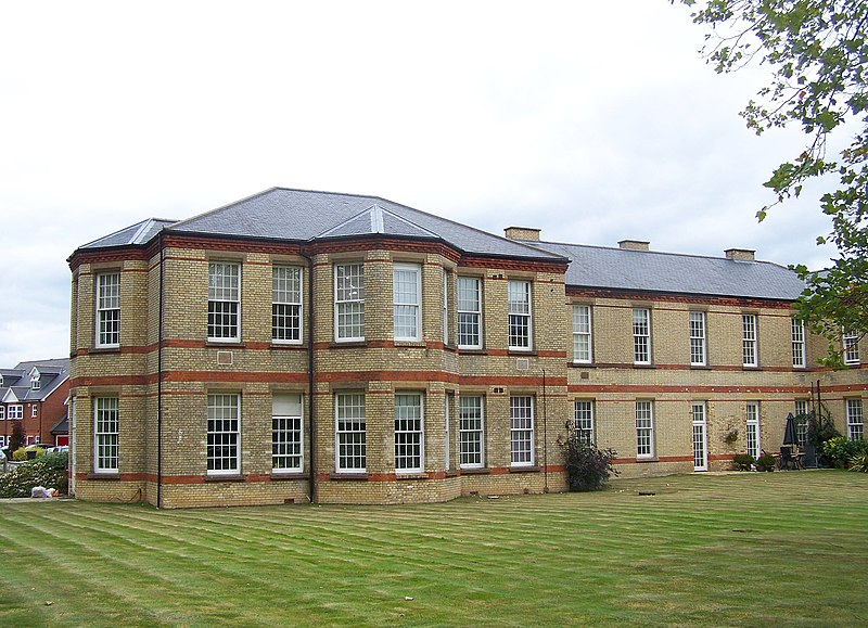 File:Horton hospital wards 2009.JPG