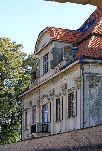 Soubor:Hrochův_Týnec_Castle,_north_frontage.jpg