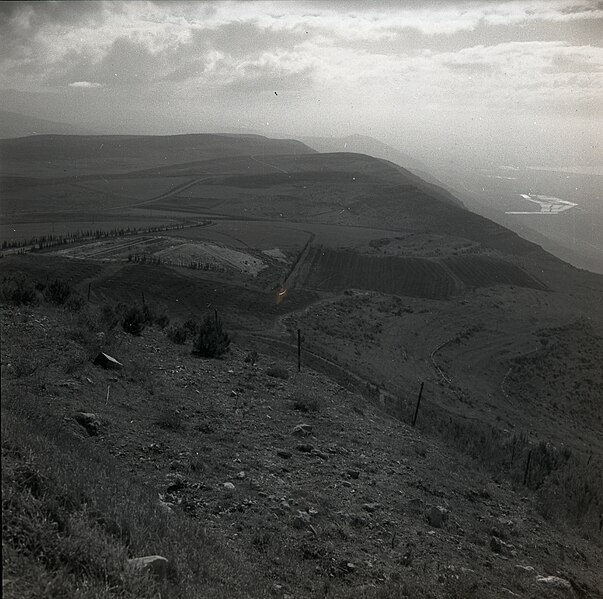 File:Hula Valley (997008137582105171.jpg