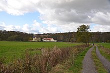 Gebäudekomplex der Hummelmühle, Blick aus östlicher Richtung auf das Lockwitztal