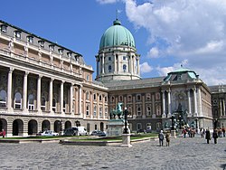בניין הגלריה הלאומית של הונגריה בארמון בודה