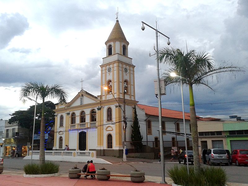 File:Igreja de Nossa Senhora do Monte Serrate, Cotia 02.jpg