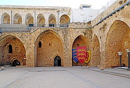 Israël-05098 - Cour des Croisés (34057413462) .jpg