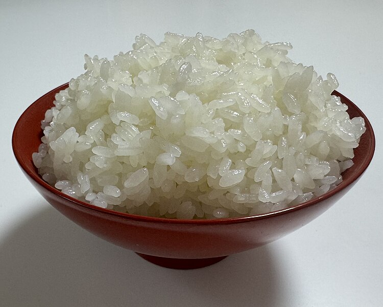 File:Japanese rice in Wajima-nuri lacquerware.jpg