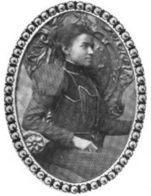 Julia Mutiara Hughes.png