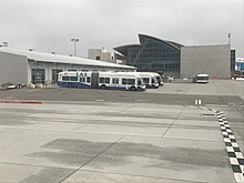 Transporte terrestre interterminales del Aeropuerto de Los Ángeles.