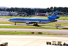 KOREAN AIR MD-11 (HL7373 48409 490) (4083311506).jpg