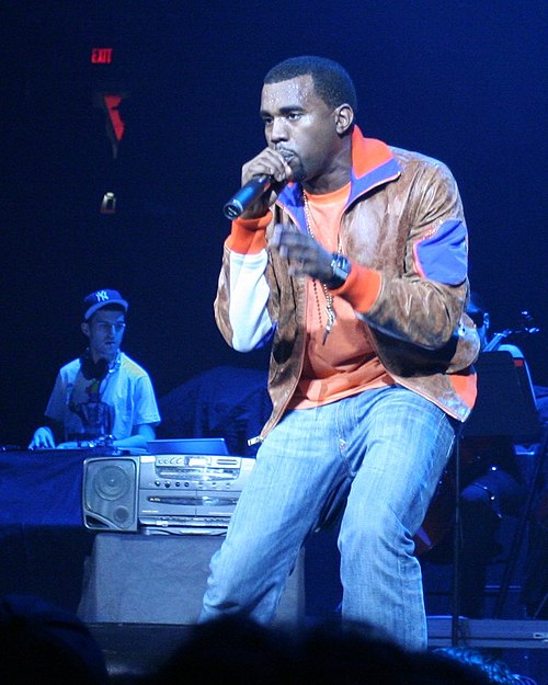 Kanye West performing backed by A-Trak in Portland, Oregon, 2005