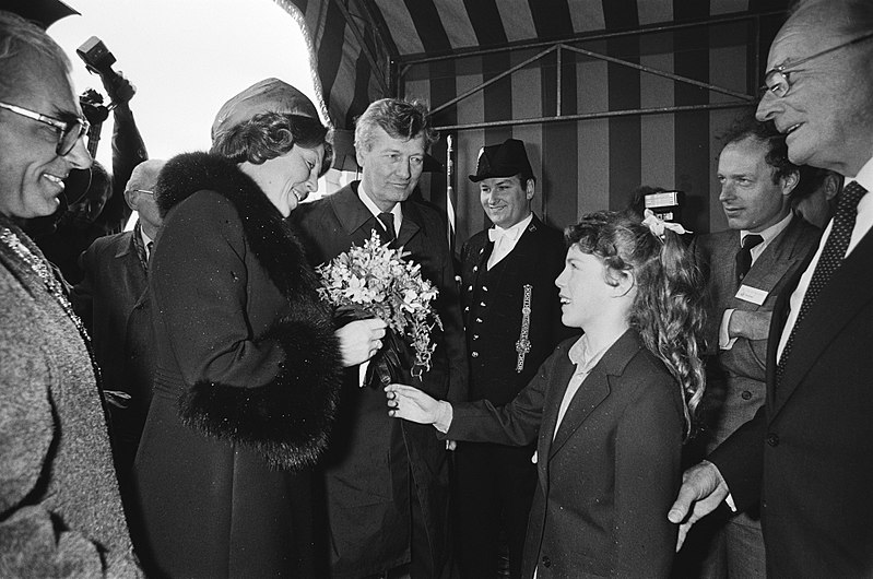 File:Koningin Beatrix opent internationale tuinbouw tentoonstelling Floriade 82 . Bea, Bestanddeelnr 932-0952.jpg