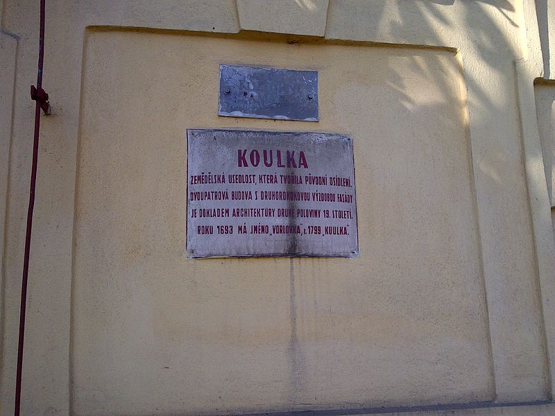 File:Koulka, informační tabulka.jpg