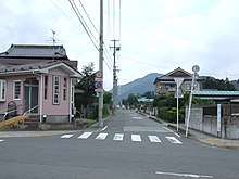 Прообразом для городка Морио стали пригородная часть японского города Сэндай.
