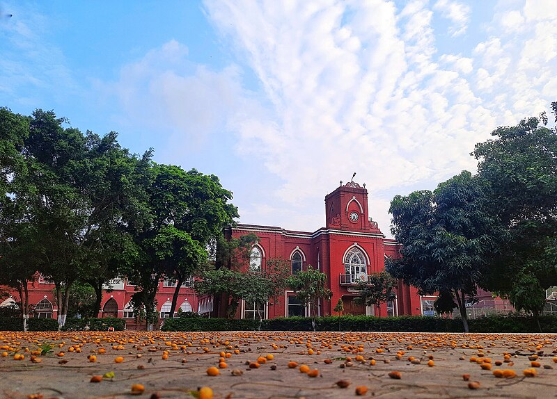 File:Lady Willingdon CMC Ludhiana from lawns.jpg