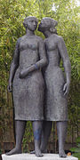 O segredo, bronze, 175 cm (1º Prémio de Escultura, II Exp. de Artes Plásticas da Fundação C. Gulbenkian, 1961)